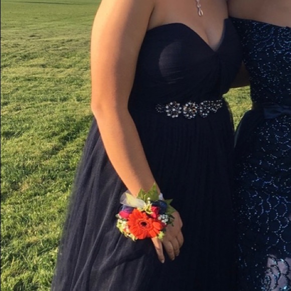 Prom dress - Picture 3 of 3